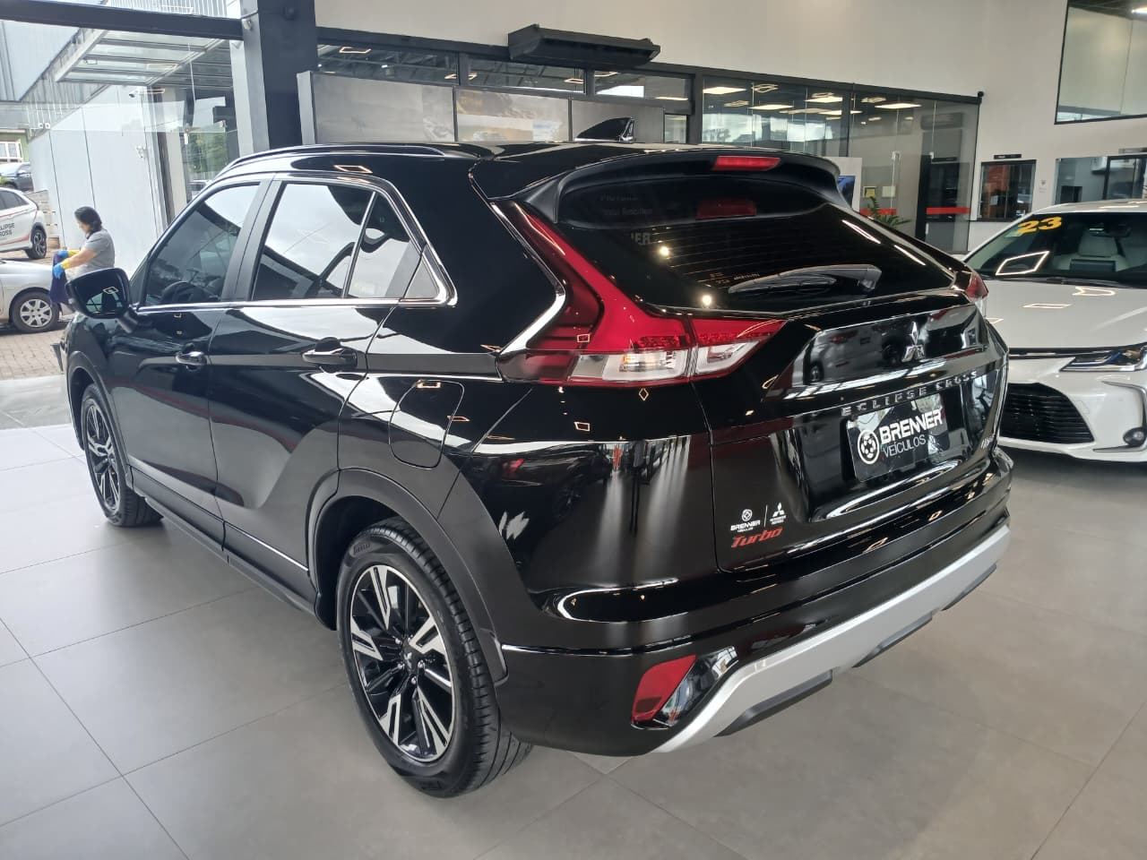 Foto Mitsubishi Eclipse Cross HPE 2025
